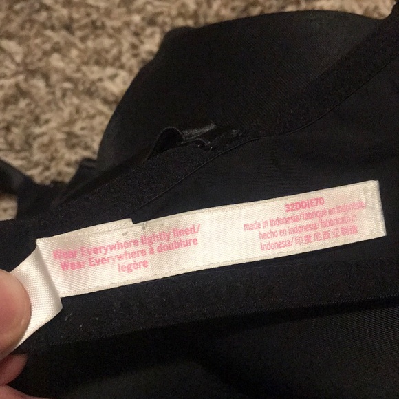 PINK Victoria’s Secret Wear Everywhere Bra - Picture 4 of 4